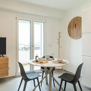 Gentile 46 Blu Luxury Flat , Bari Italia